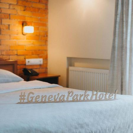Geneva Park Hotel Odessa Eksteriør billede