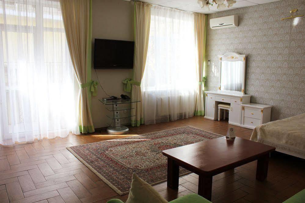 Geneva Park Hotel Odessa Eksteriør billede
